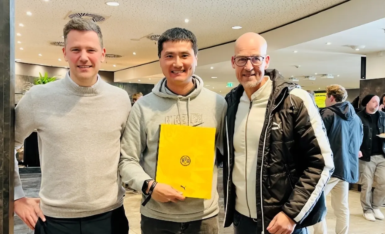 赞欢迎, div, 拜合拉木下